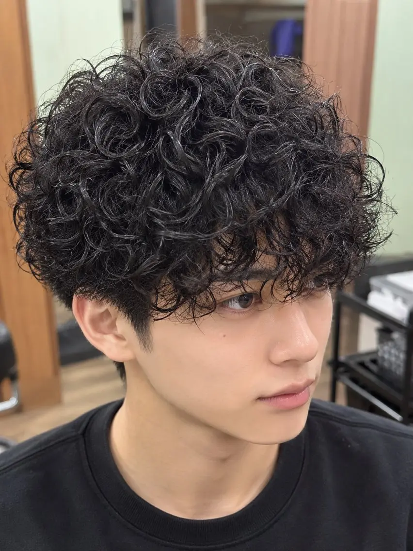 パーマ メンズ メンズパーマ プードルパーマ プードルパーマ 🌻リンクスハート 🌼島岡 茉生🌻のヘアスタイル