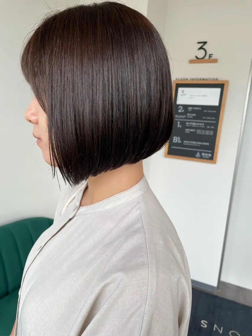 ショート カラー 前下がりボブ ベージュカラー ボブ 艶カラー🌙縮毛矯正 /ボブ【Reina】のヘアスタイル