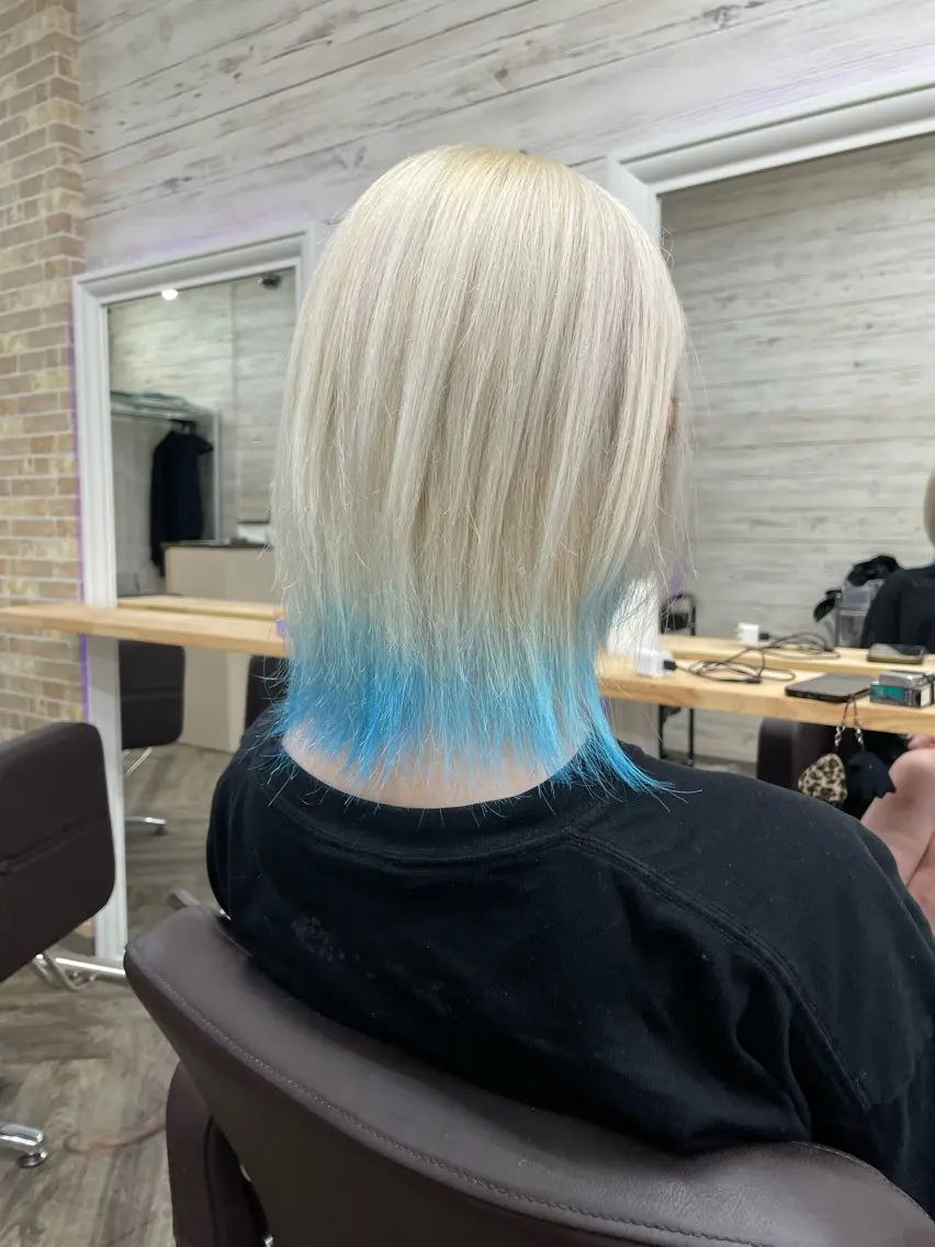 カラー 北沢 隆のヘアスタイル
