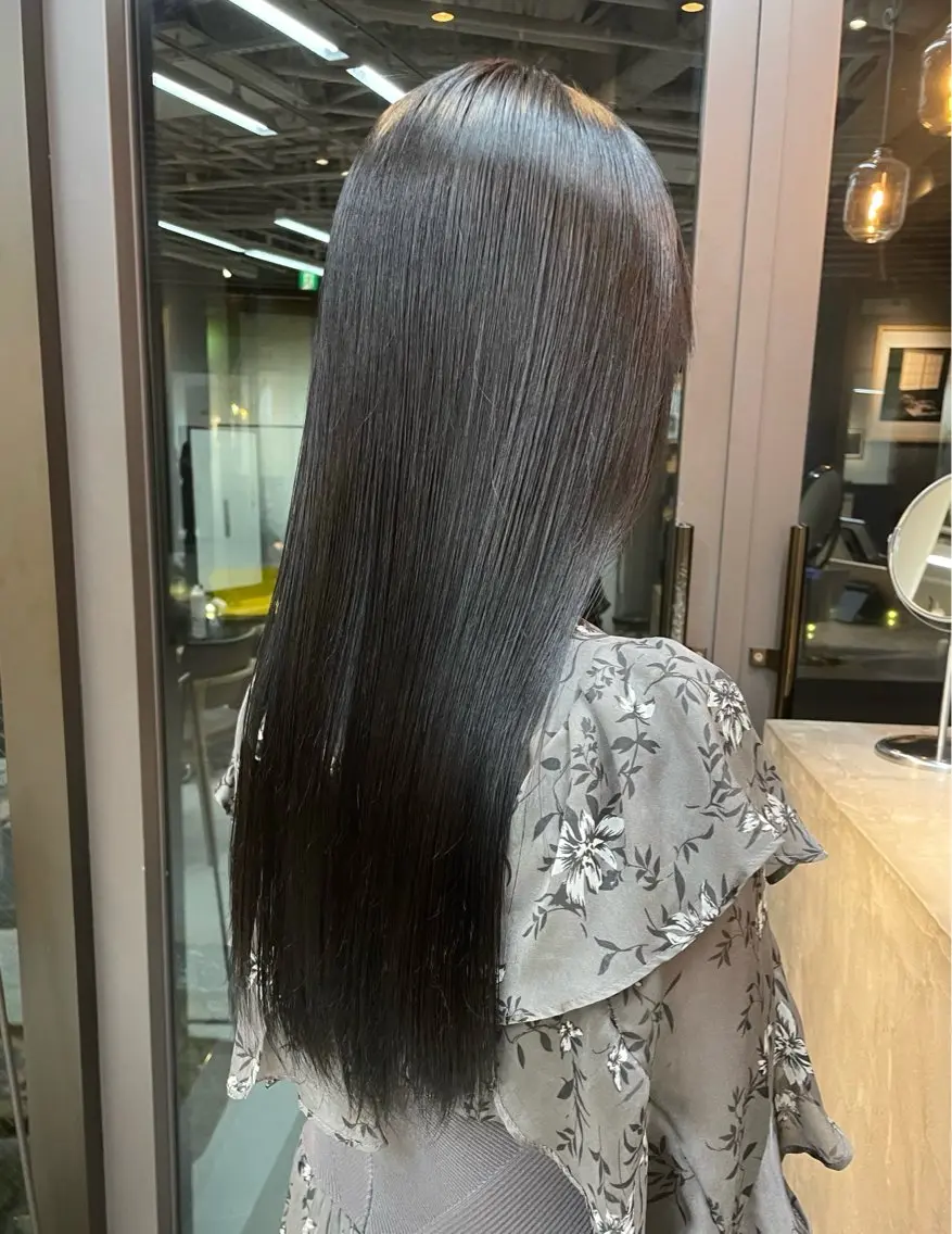 ロング カラー 透明感カラー オリーブカラー 学生 カットモデル募集中 🤍harunaのヘアスタイル