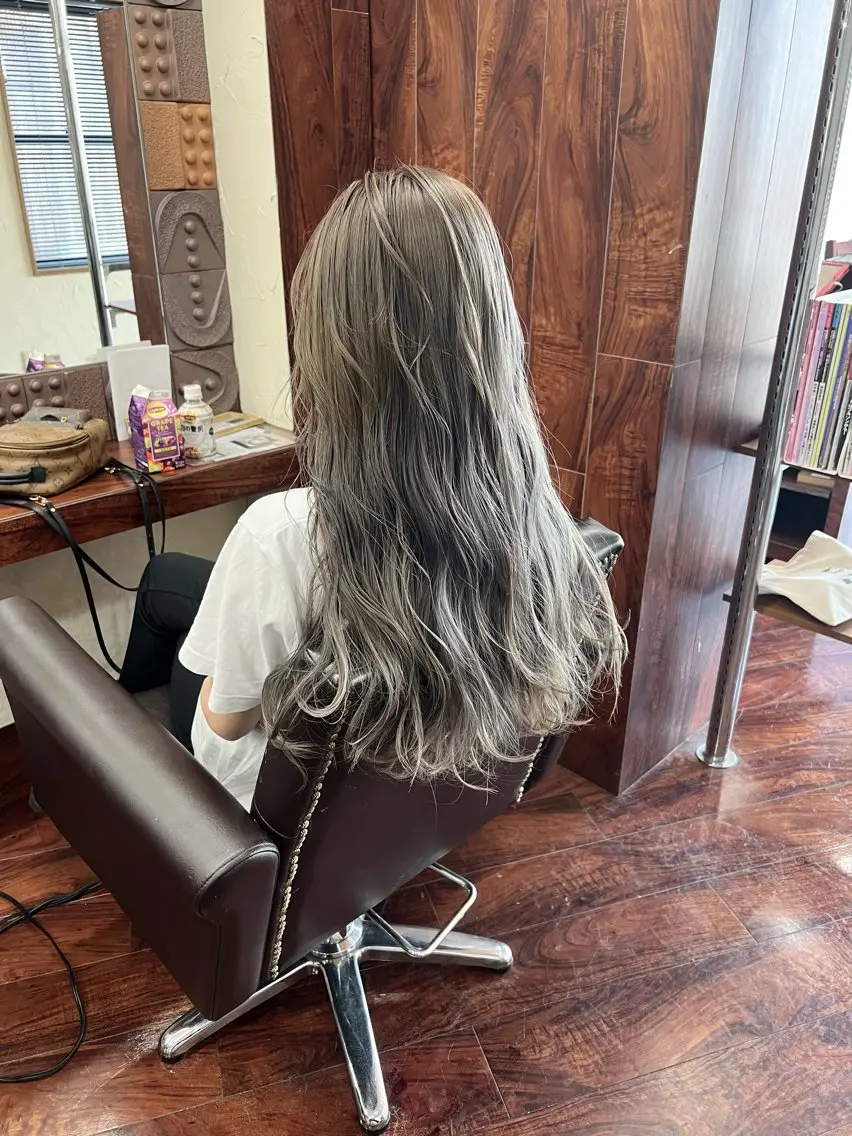 ロング カラー ヘアカラー LaRmE 代表　HoHaRa.のヘアスタイル