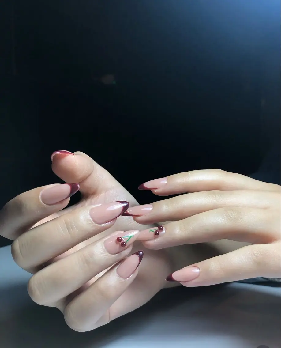 ネイル アートネイル フレンチネイル ジェルネイル キラキラネイル ニュアンスネイル ハンドネイル Ryu Nail YukiChanのネイルデザイン