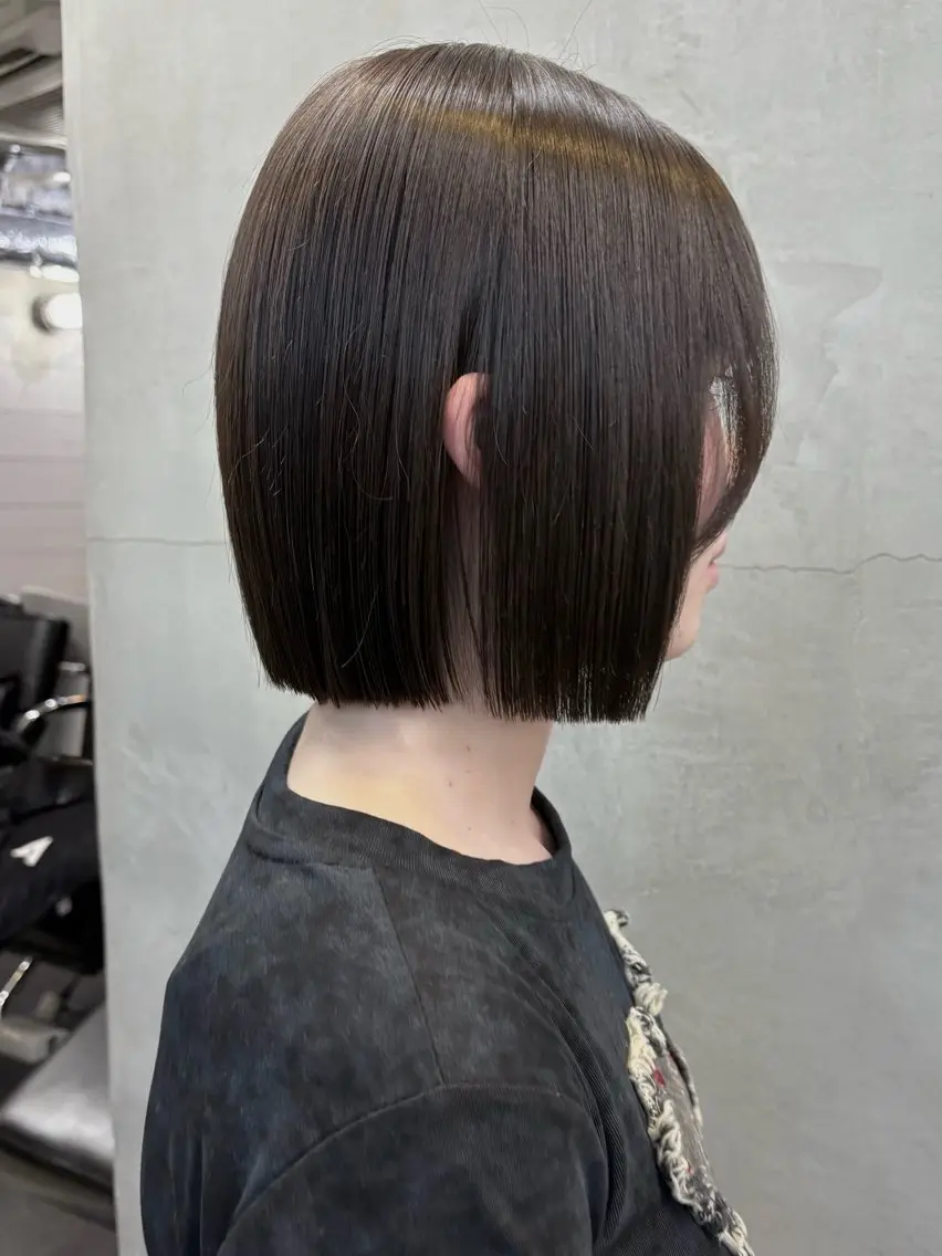 ショート カラー カット ヘアカラー ダブルカラー/寒色 カラー/リリカ🦕のヘアスタイル