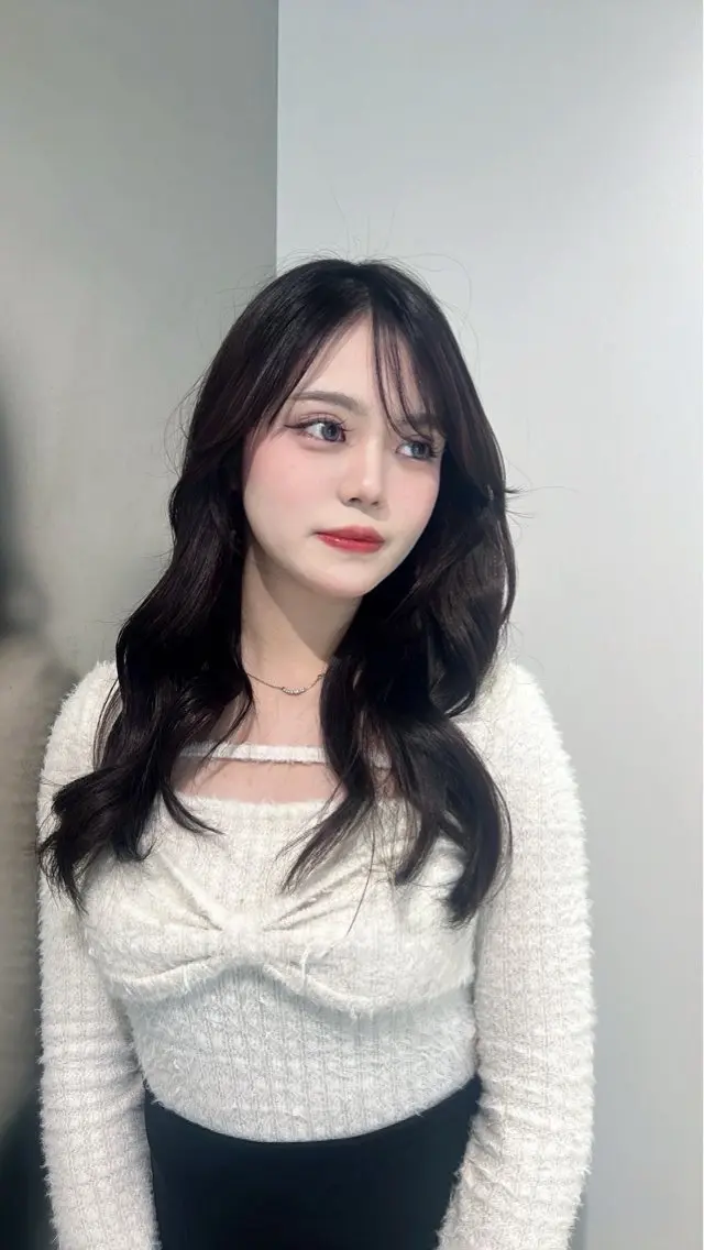 カラー ヘアカラー トリートメント Risa／盛れる レイヤー／艶カラーのヘアスタイル