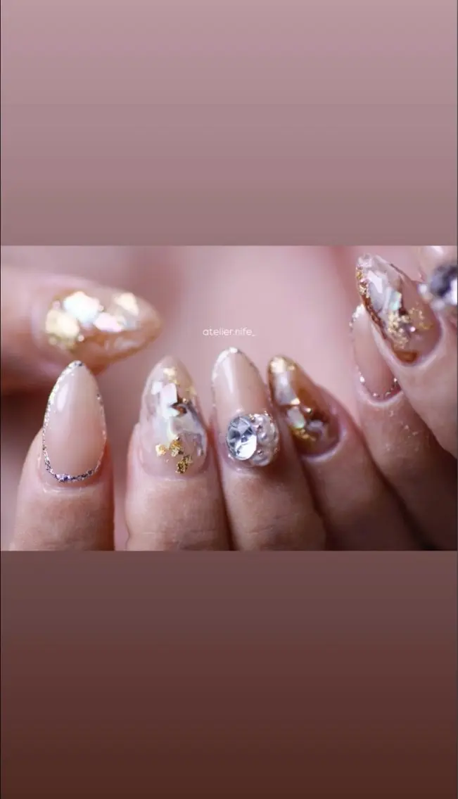 ネイル アートネイル ニュアンスネイル ストーンネイル ハンドネイル atelier nife.のネイルデザイン