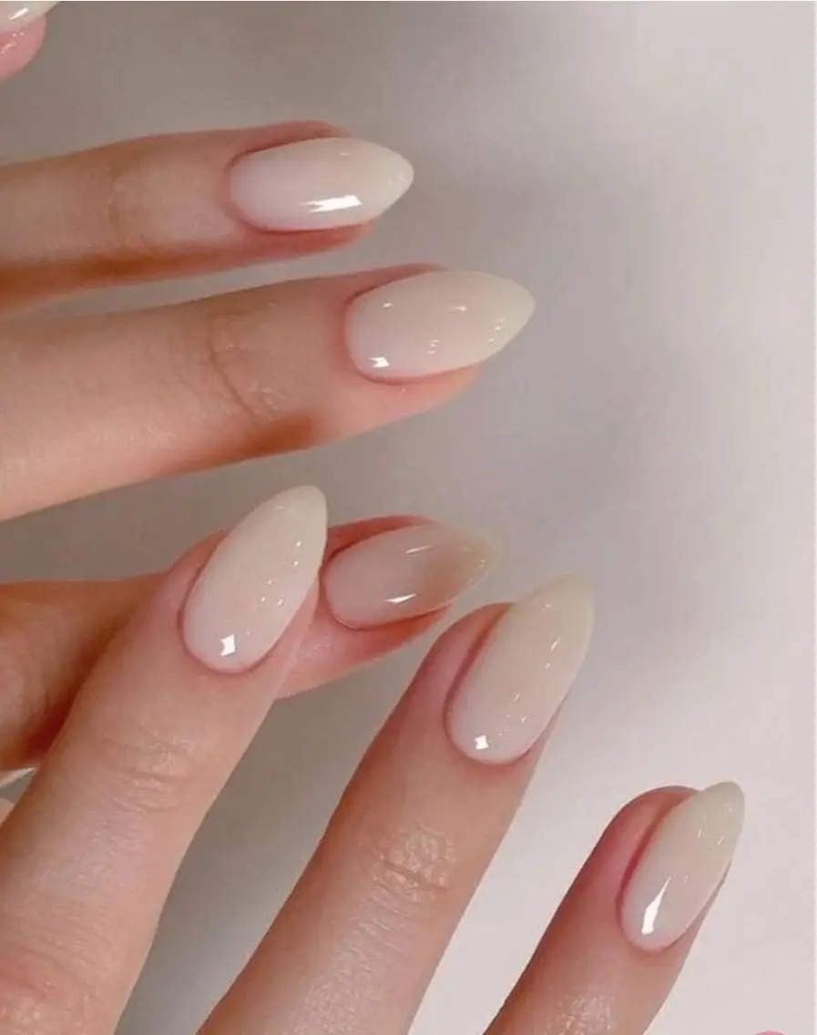 【お爪に優しい💅フィルイン込】ハンドワンカラーorラメグラ🍋の写真
