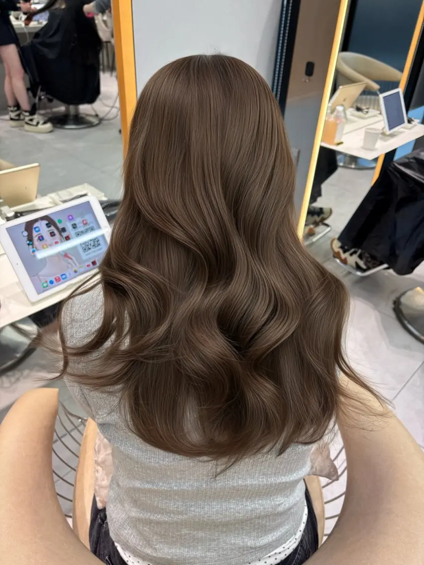 セミロング カット ヘアカラー トリートメント 顔周り🇰🇷韓国 レイヤー/モエのヘアスタイル