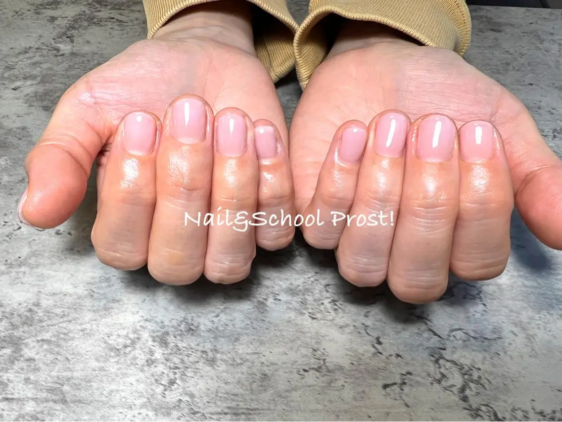 シンプルネイル💅ワンカラーorグラデーション《オフ込み》の写真