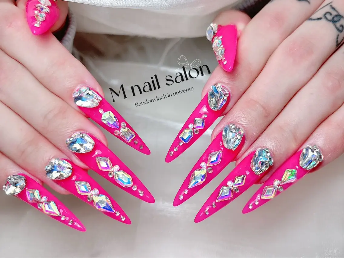 ネイル ハンドネイル M🌷nail 長さだし専門店のネイルデザイン