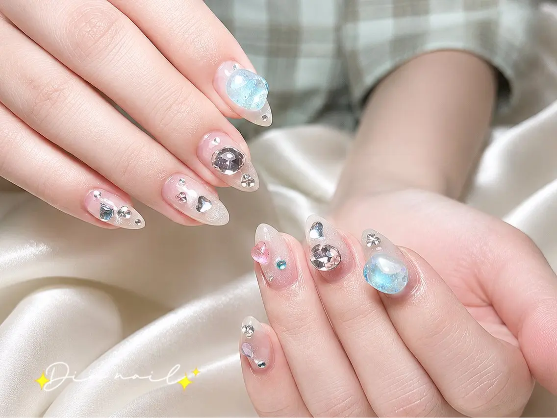 ネイル フットネイル 韓国ネイル レース マグネットネイル ニュアンスネイル ハンドネイル Dia nail サロンのネイルデザイン