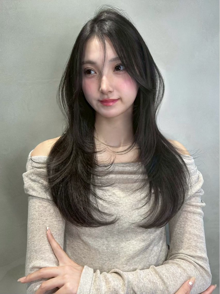 ロング カラー ヘアアレンジ ブリーチ ダブルカラー ブリーチなしカラー くびれヘア ハッシュカット カット 縮毛矯正 トリートメント ヘアセット ブリーチ毛対応美髪 矯正×レイヤー/二響のヘアスタイル