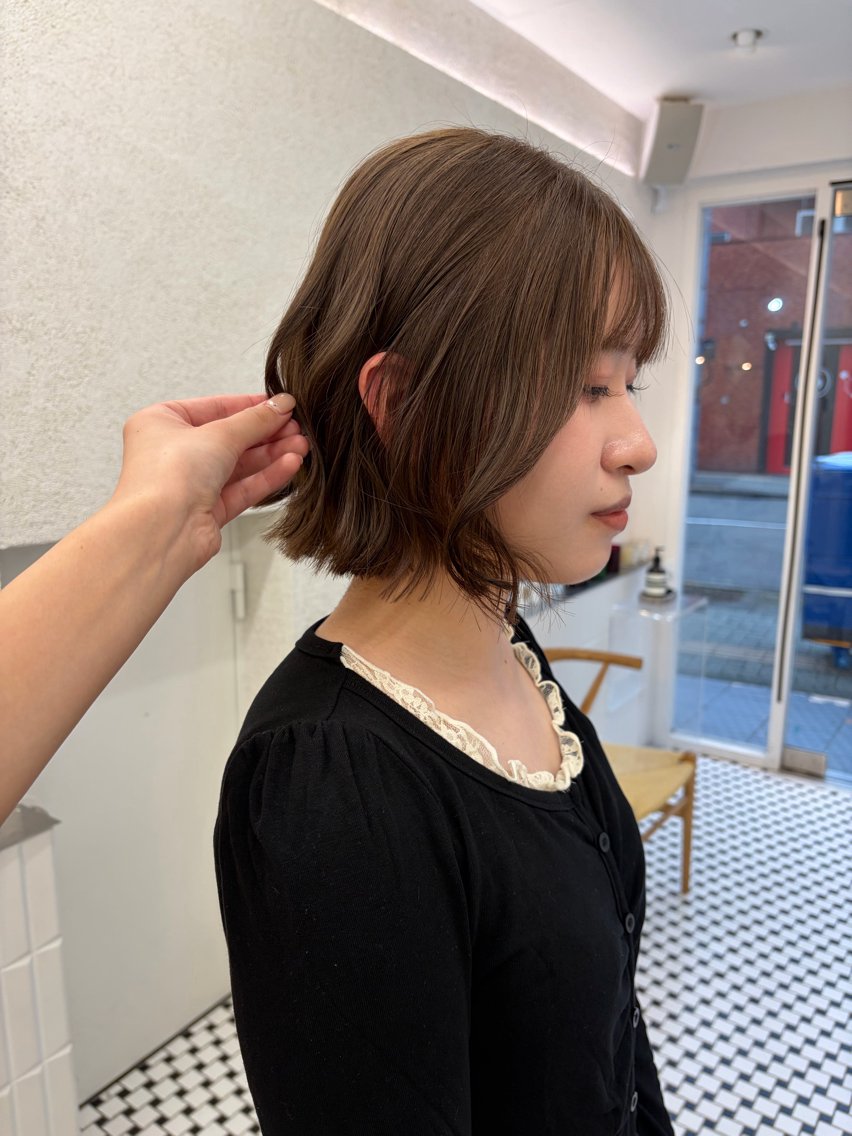 ショート カット ヘアカラー ベージュ🤎透明感 カラー/ボブ🔔リンのヘアスタイル