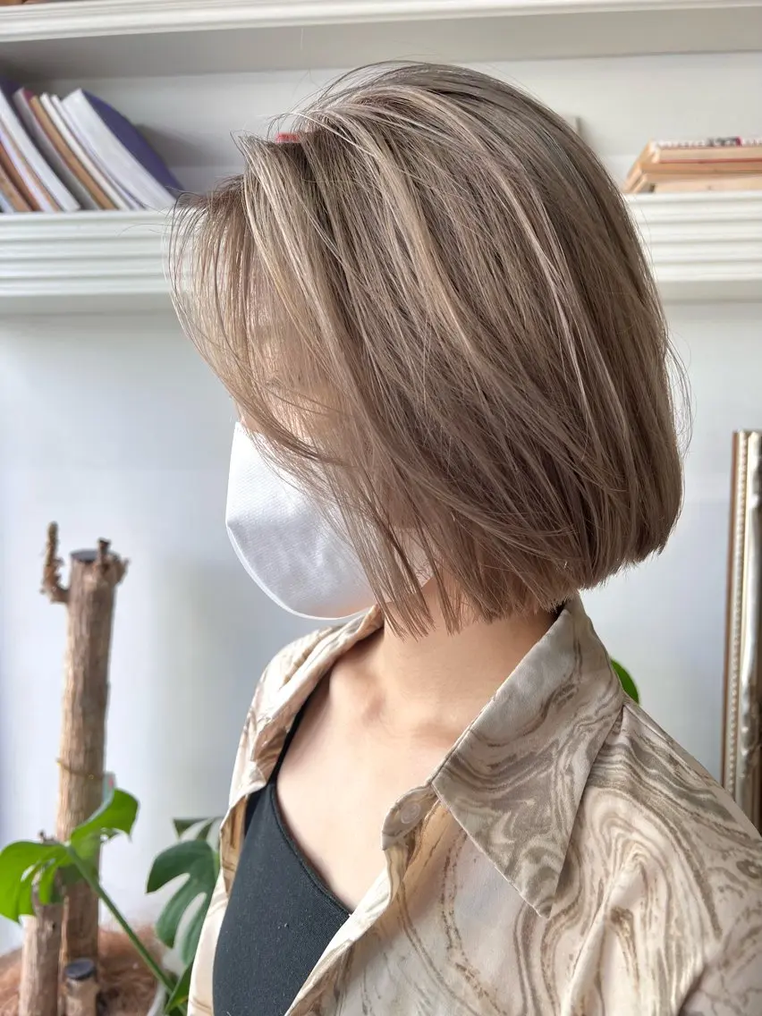 ショート カラー ヘアアレンジ ベージュカラー ミルクティーベージュ ボブ ヘアカラー トリートメント ヘッドスパ ヘアセット 大宮/山口 竣也のヘアスタイル
