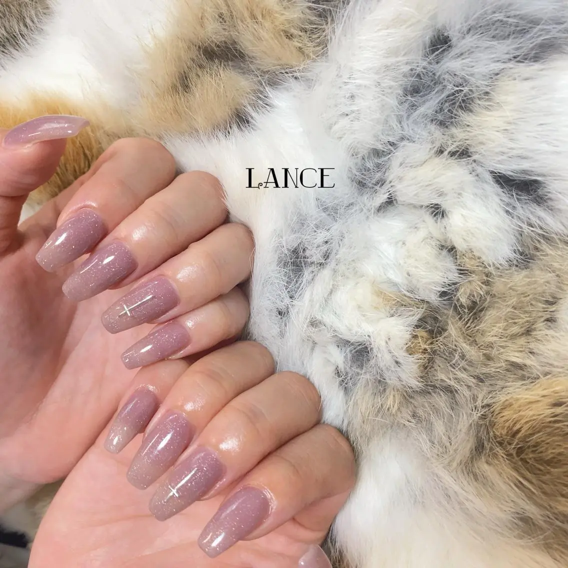 ミディアム ネイル オーロラネイル フットネイル フレンチネイル ミラーネイル ニュアンスネイル Lance nailのネイルデザイン