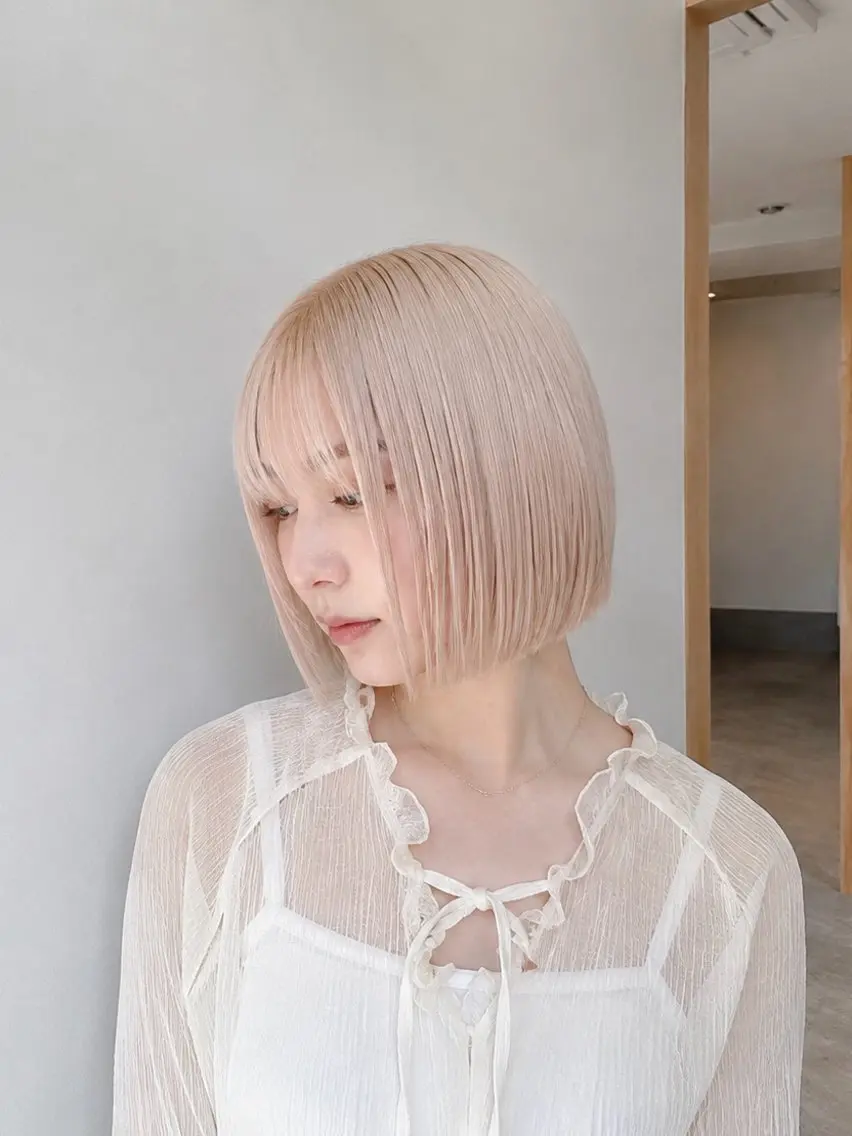 カラー 🫧岡山/ハイトーン ボブ/MEI🫧のヘアスタイル