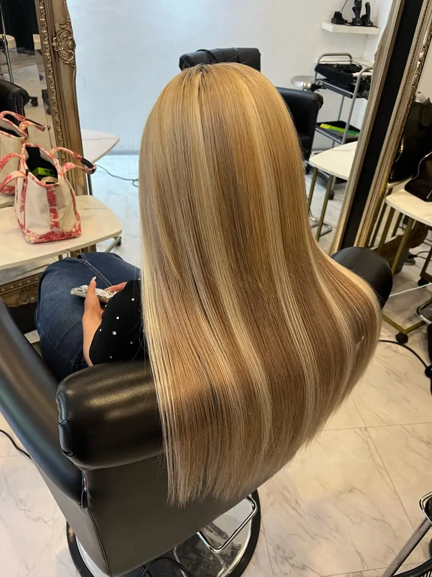 ロング エクステ ケアブリーチ&シール エクステの店和田翔莉のヘアスタイル
