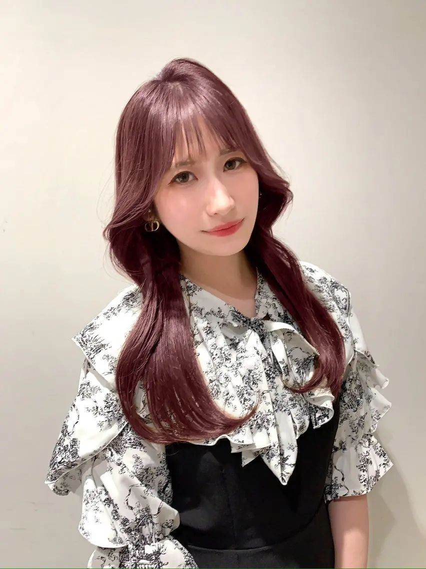 ロング カラー カット ヘアカラー トリートメント ヘッドスパ ヘアセット 韓国ヘア/レイヤー/ 顔まわり/りょーとのヘアスタイル