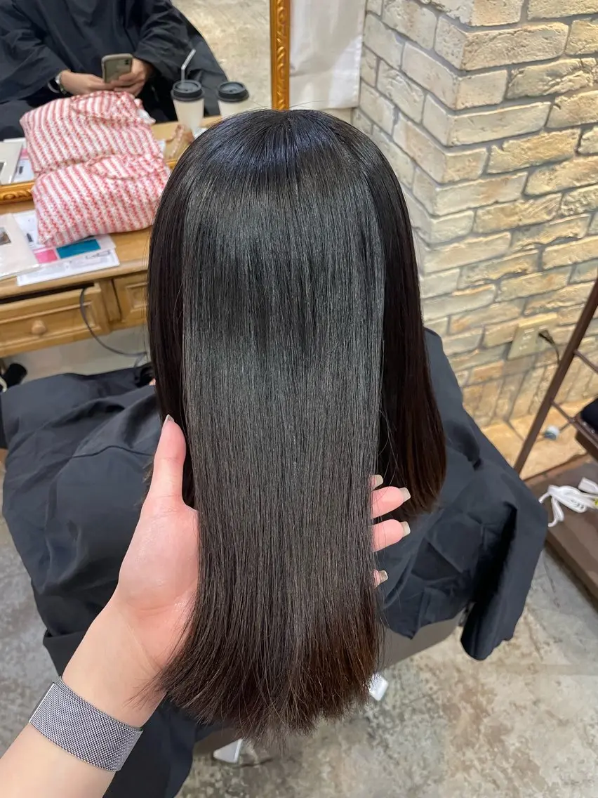 ロング カット ヘアカラー 縮毛矯正 トリートメント 髪質改善矯正特化 🇰🇷amiruのヘアスタイル