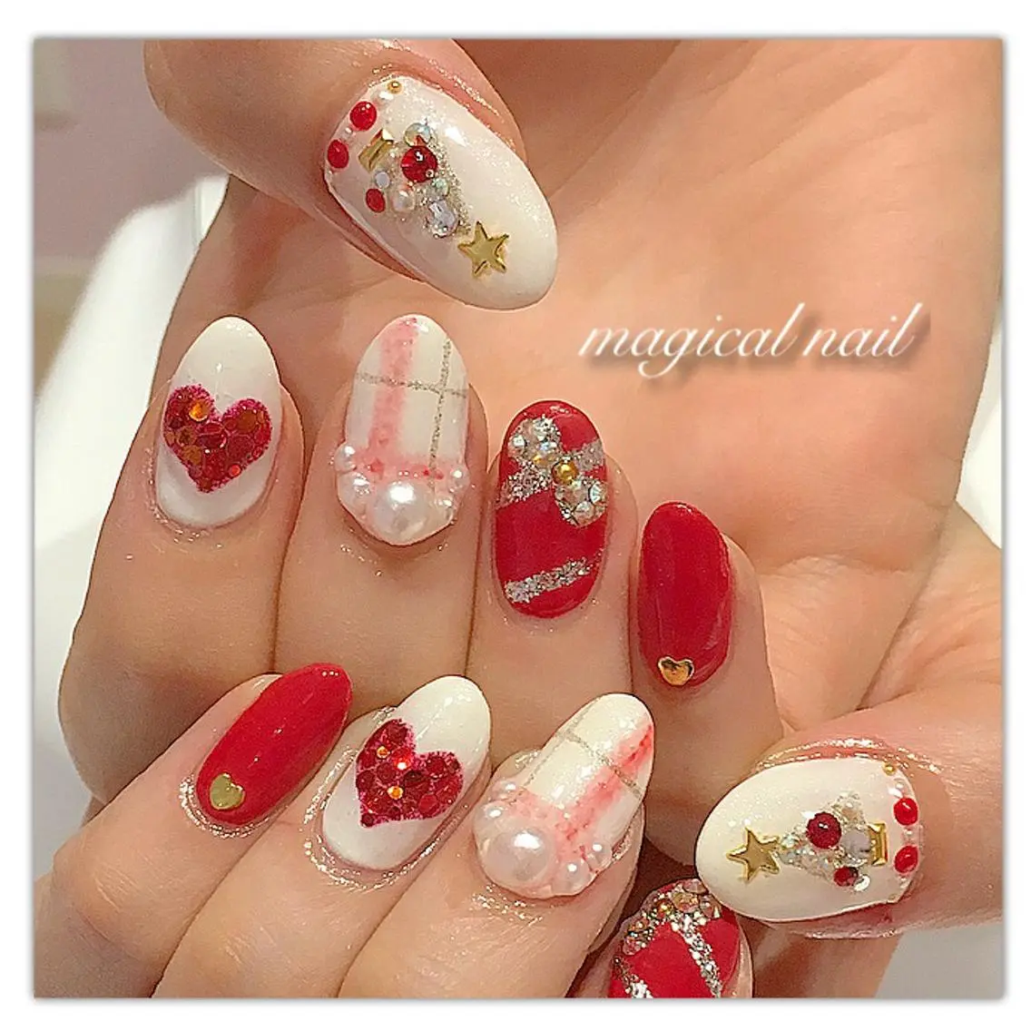 ネイル 冬ネイル クリスマス ハンドネイル magical nailのネイルデザイン
