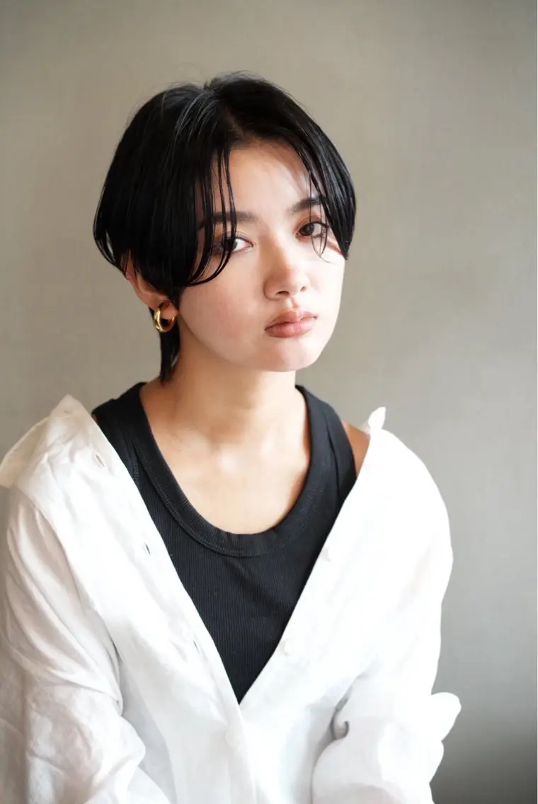 ショート カラー 八幡 空乃のヘアスタイル