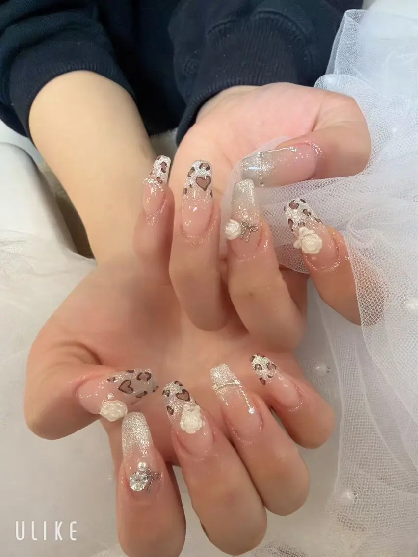 ネイル IN’S Rachaelのネイルデザイン