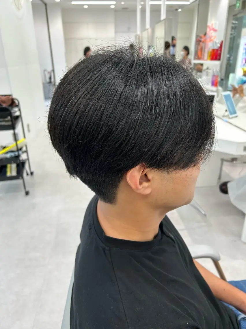 ミディアム メンズ センターパート レイヤーカット ✨平野志織のヘアスタイル