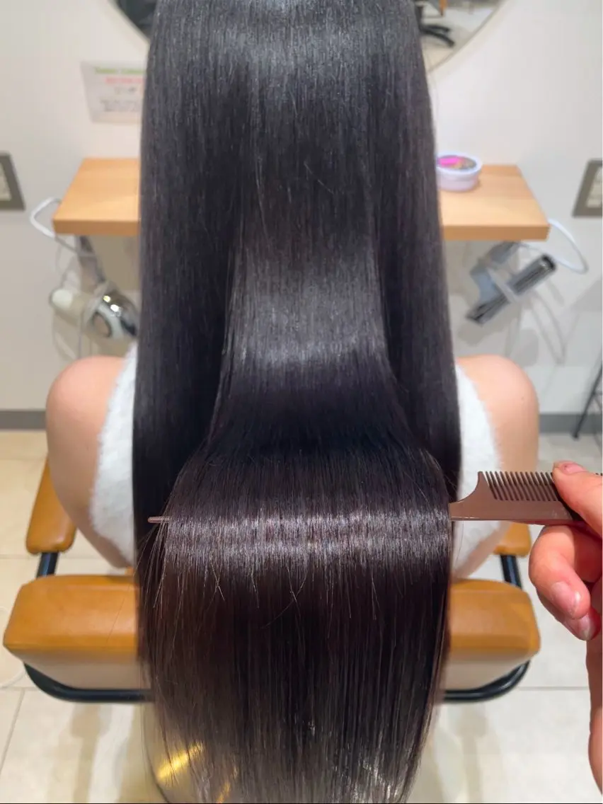 ロング ロング トリートメント オオトミ ホノカのヘアスタイル