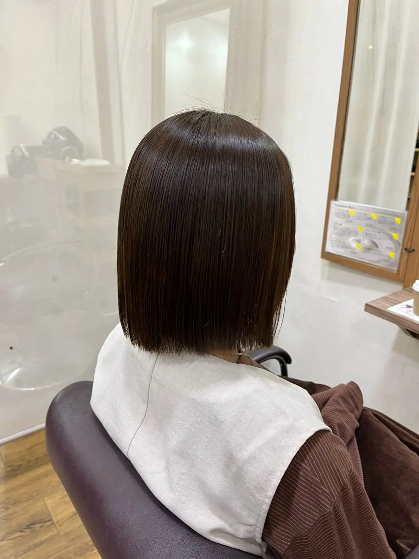 ミディアム 縮毛矯正 渡辺 詩乃のヘアスタイル