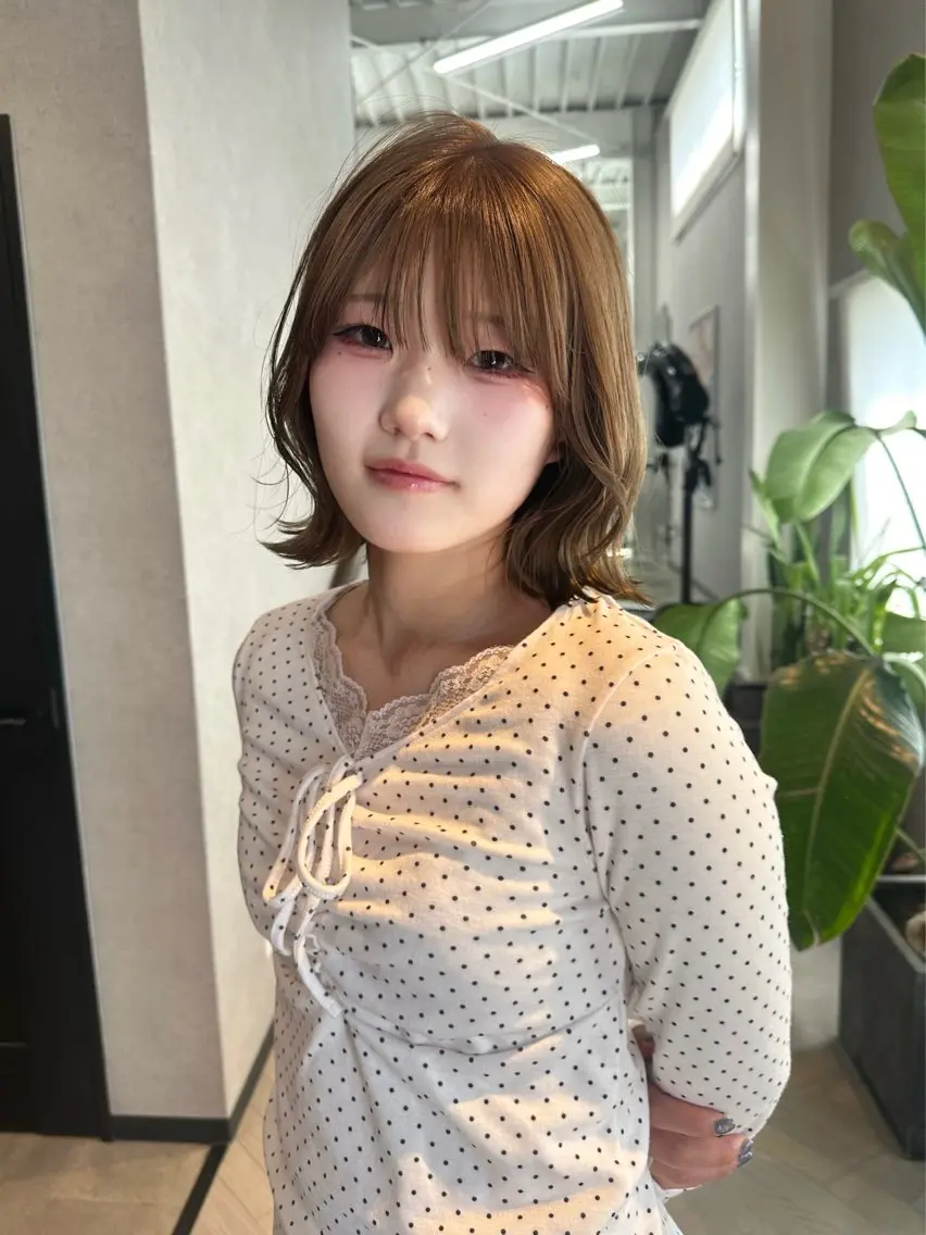 ミディアム ヘアカラー 徳永 瑚心のヘアスタイル