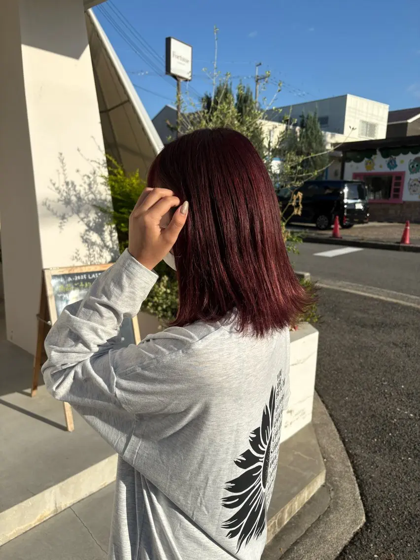 ミディアム LORAN 寺田のヘアスタイル
