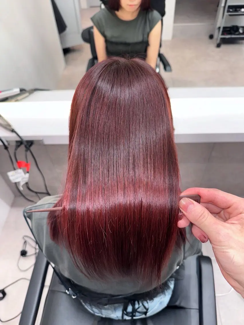 セミロング カット 縮毛矯正 トリートメント 髪質改善/美髪縮毛矯 正のスペシャリストのヘアスタイル