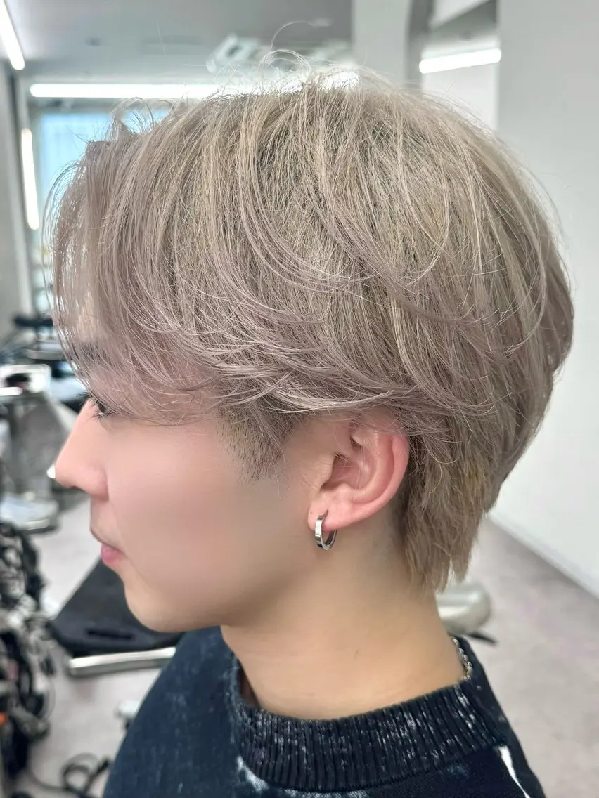 カラー メンズ メンズブリーチ センターパート ダウンパーマ カルマパーマ メンズ韓国風 ヘアカラー トリートメント Ayuki /福岡/メンズカットのヘアスタイル
