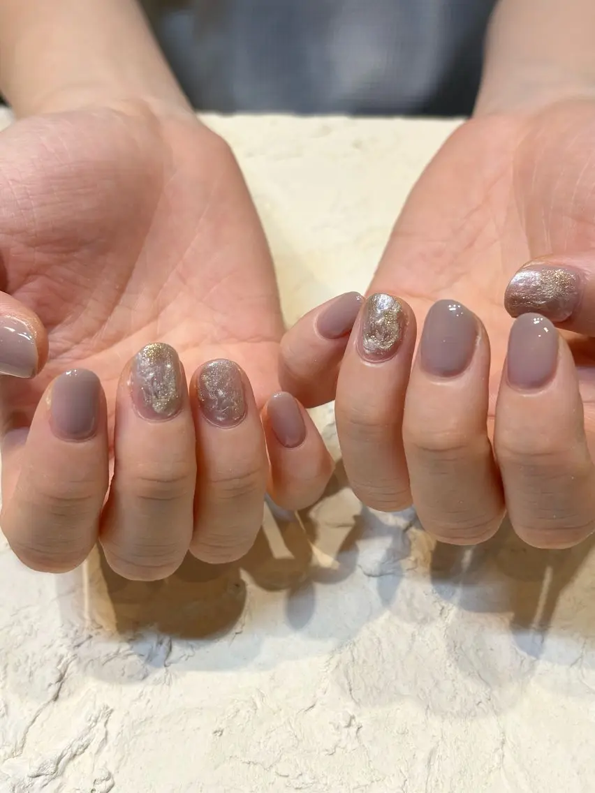 ネイル ゴールド ニュアンスネイル 春日井BELEA 川村のネイルデザイン
