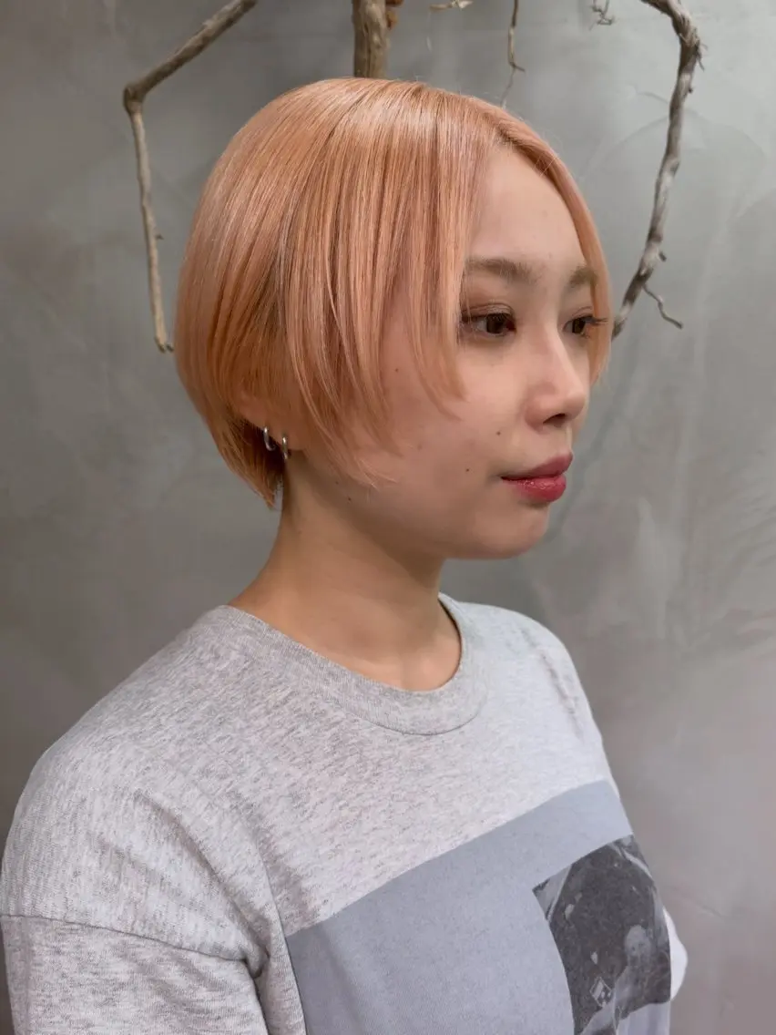 ショート カラー ハンサムショート ブリーチ ケアブリーチ ダブルカラー オレンジ カット ヘアカラー RorriM natsuのヘアスタイル
