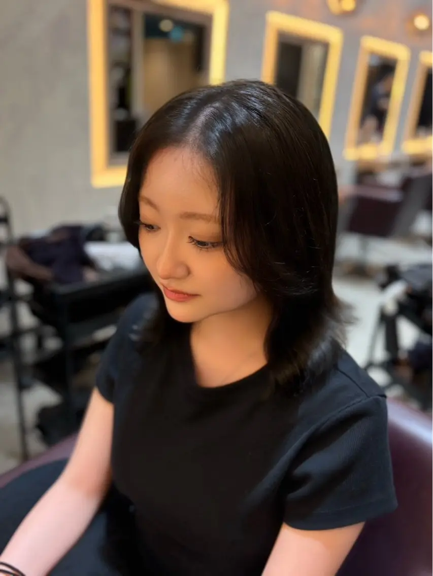 ミディアム 佐野 叶羽のヘアスタイル