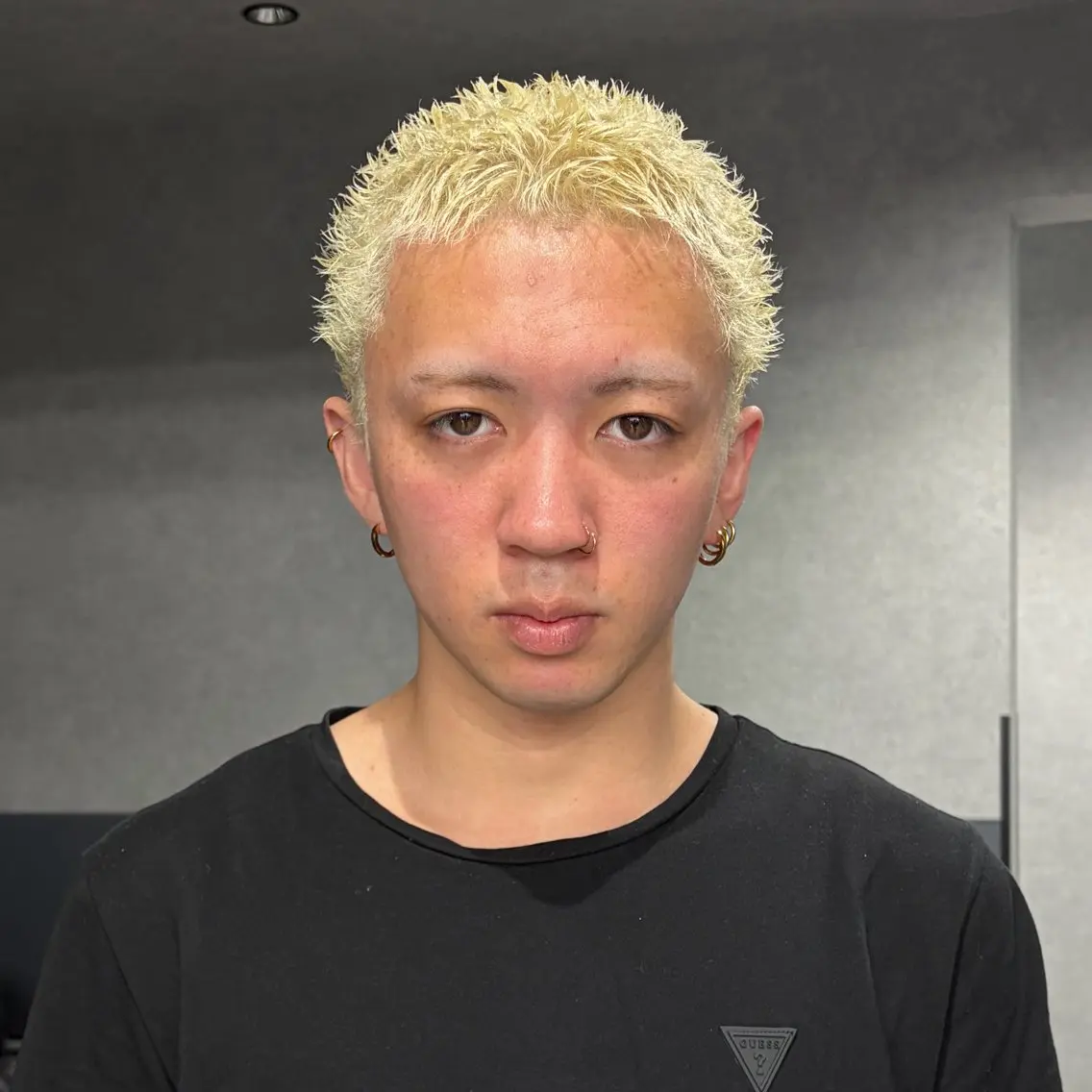 パーマ メンズ メンズブリーチ 志村 シュンスケのヘアスタイル