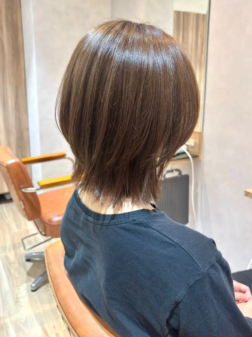 ミディアム 伊藤 愛里のヘアスタイル