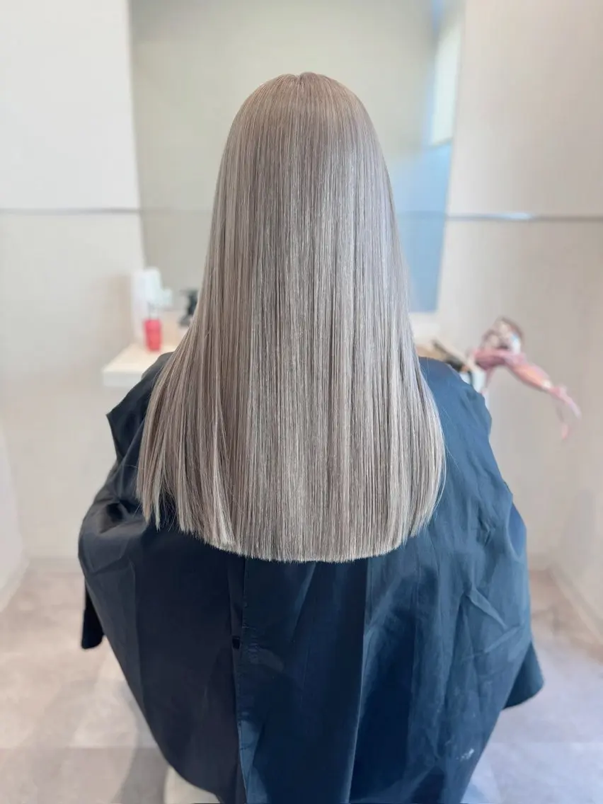 カラー 透明感カラー カット ヘアカラー 艶ダブルカラー🩰ハ イトーン🤍香織のヘアスタイル