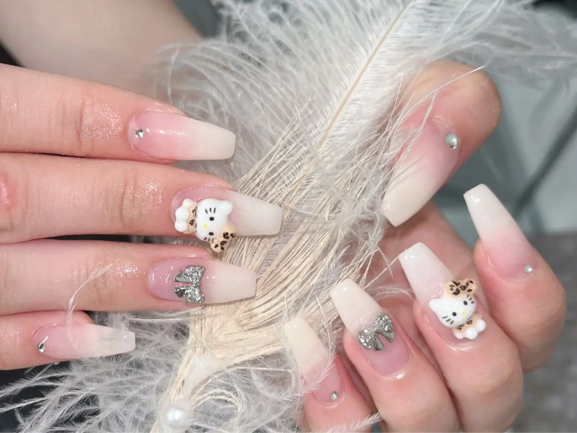ネイル Glow Nail スカルプ専門店のネイルデザイン