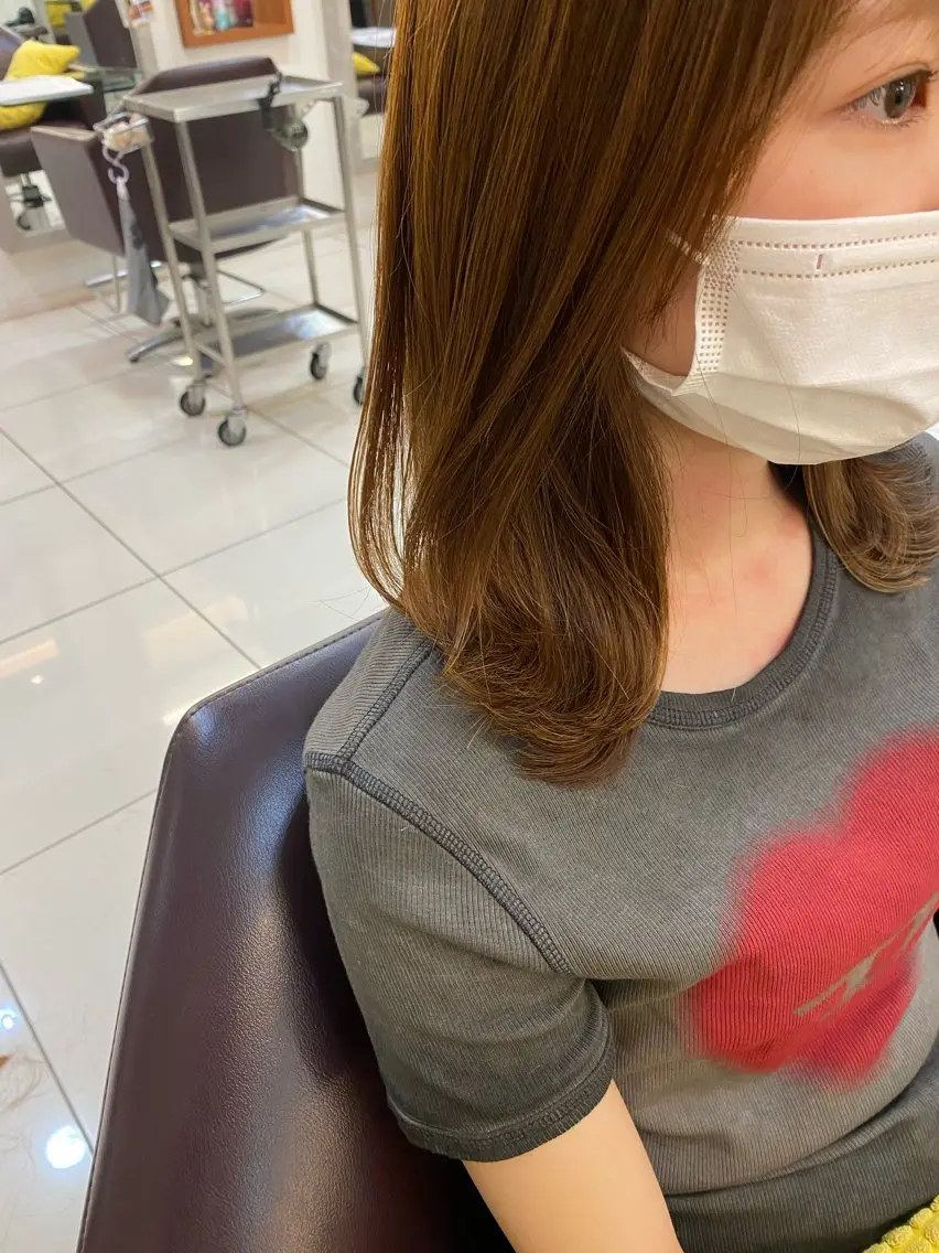 ミディアム 林 莉瑠のヘアスタイル