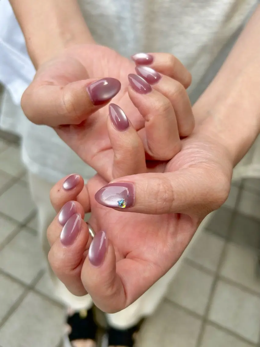 ネイル マグネットネイル マットネイル 持ち込み オフィスネイル ピンク ハンドネイル Lily nailのネイルデザイン