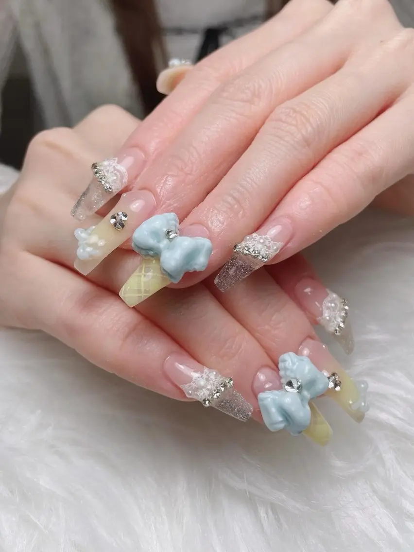 ネイル アートネイル オーロラネイル フラッシュネイル フレンチネイル ジェルネイル Sora nail 長さ出し専門店のネイルデザイン