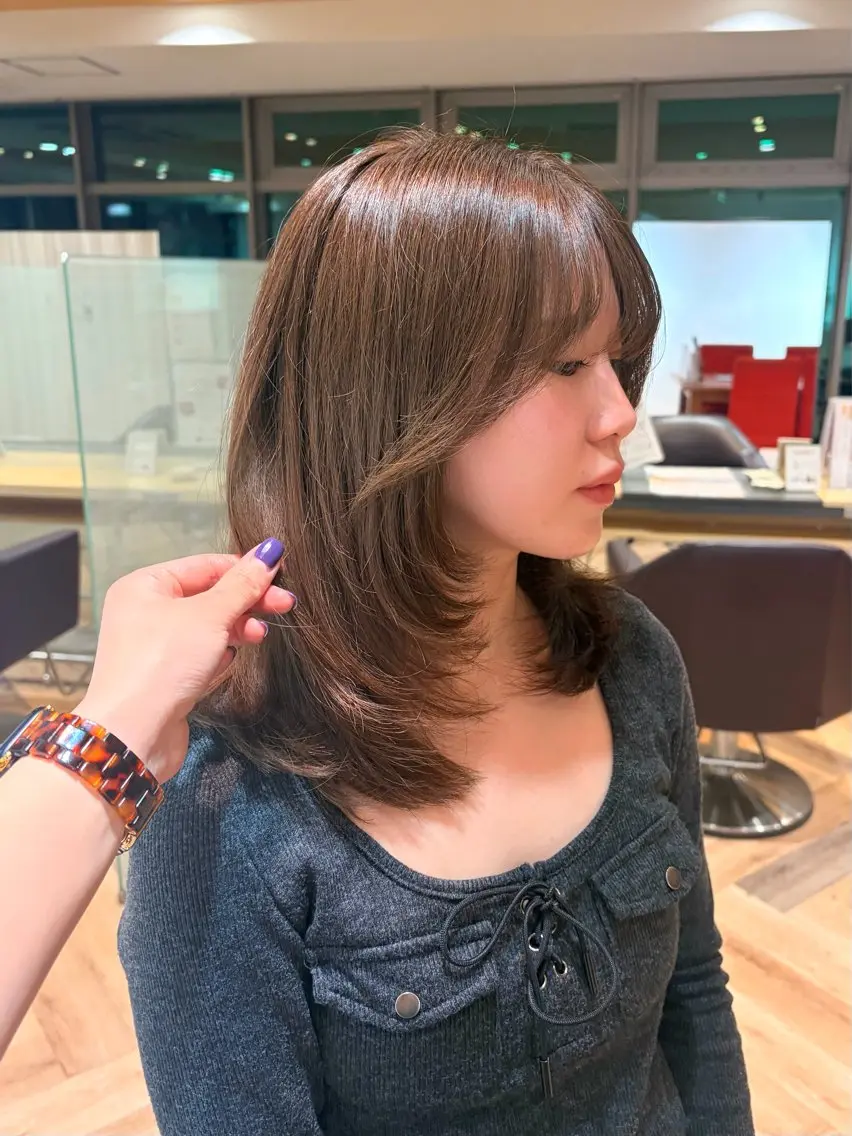 ミディアム カラー ベージュカラー カット ヘアカラー Yamada Ami🪐のヘアスタイル
