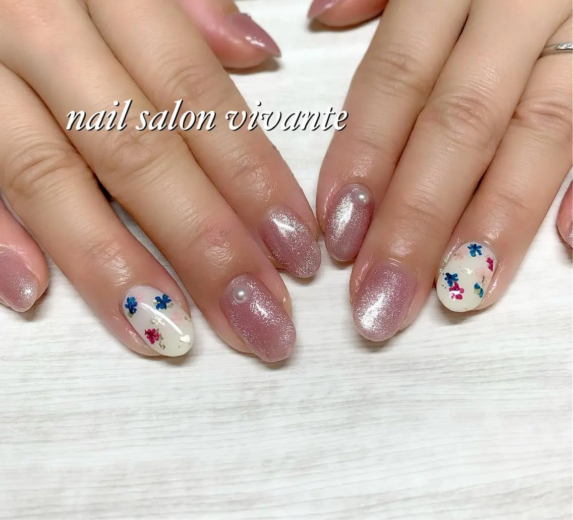 ネイル マグネットネイル ピンク 春ネイル nail salon vivanteのネイルデザイン