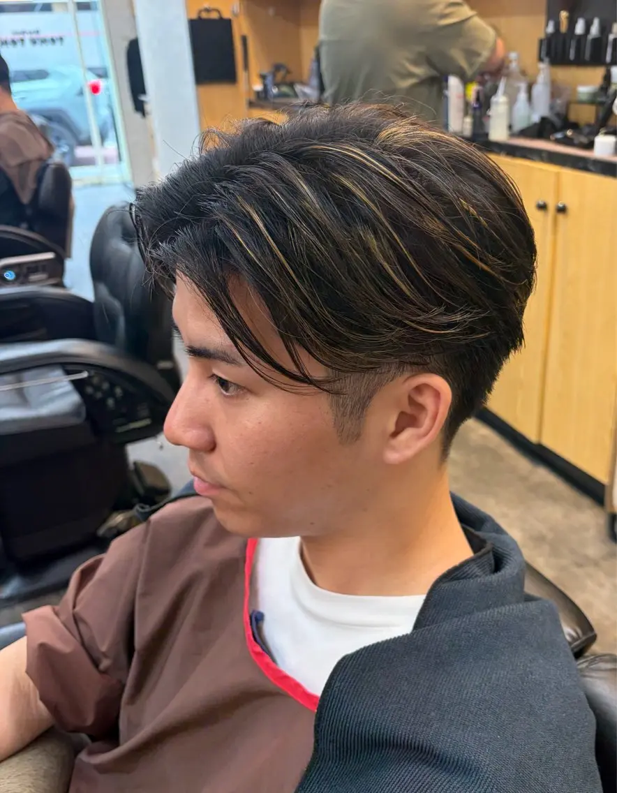 ショート ハイライト ショートヘア カット ヘアカラー 【癒しのバーバー】 小野寺のヘアスタイル