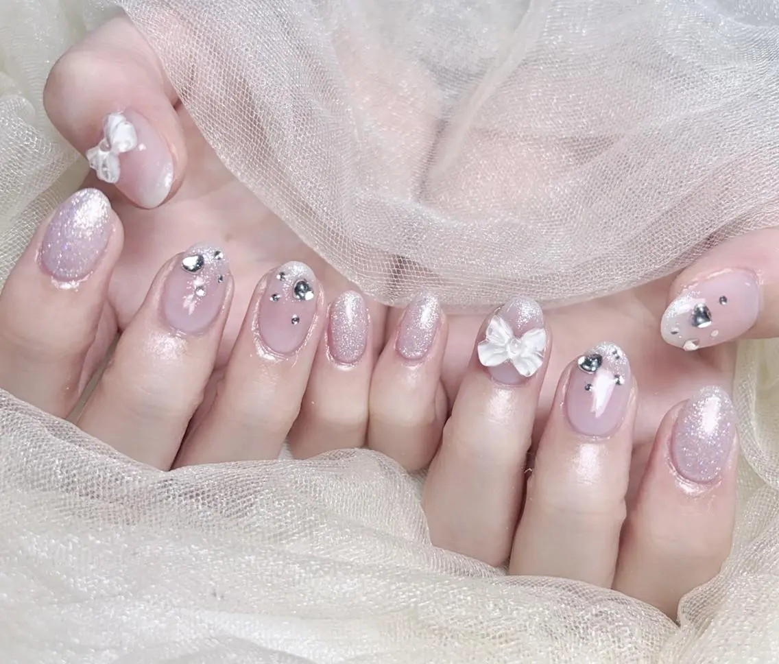 ネイル ハンドネイル ハンドケア Queenie 🦋のネイルデザイン