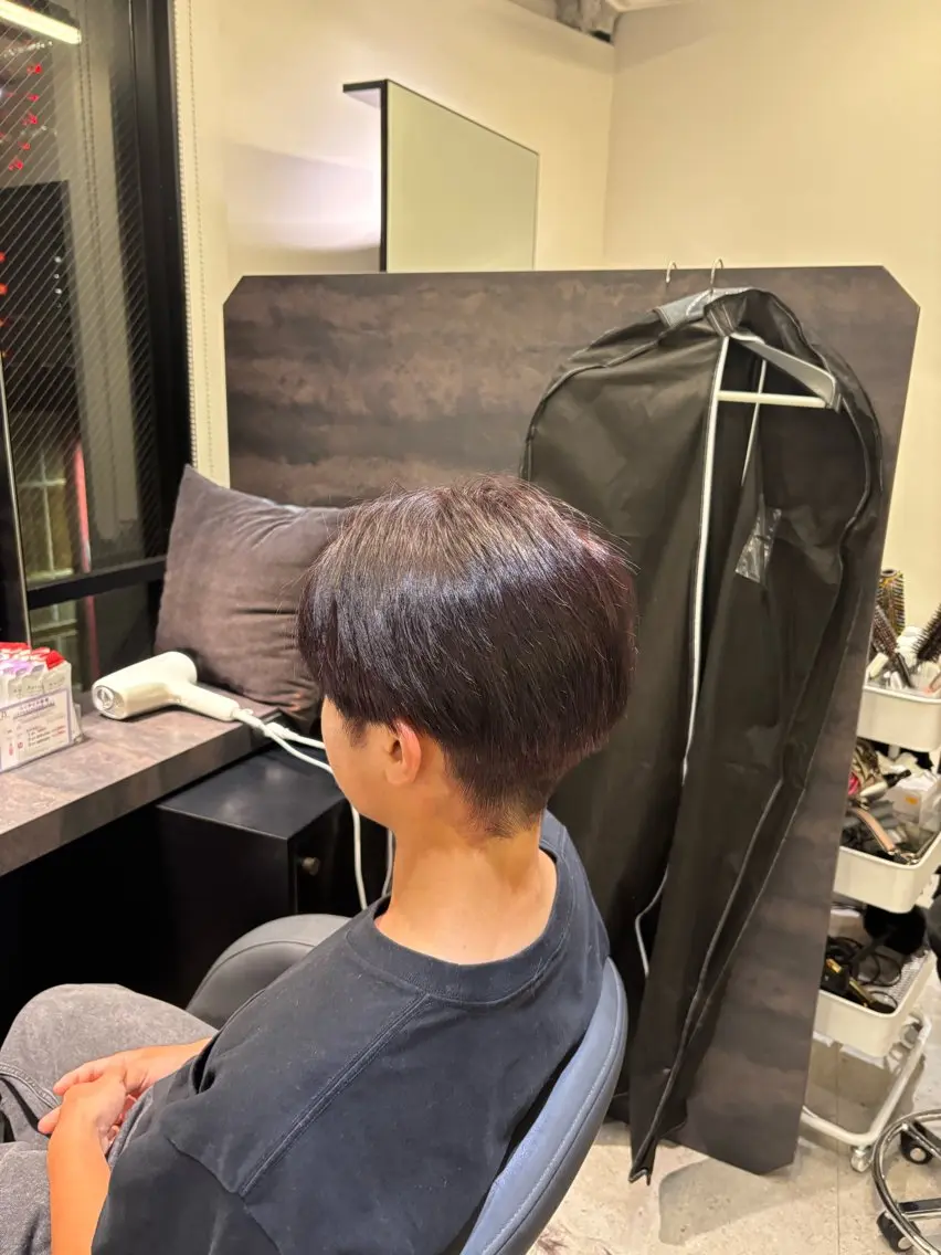 ショート カラー メンズ ヘアカラー 小林蒼太 梅田モデル募集のヘアスタイル