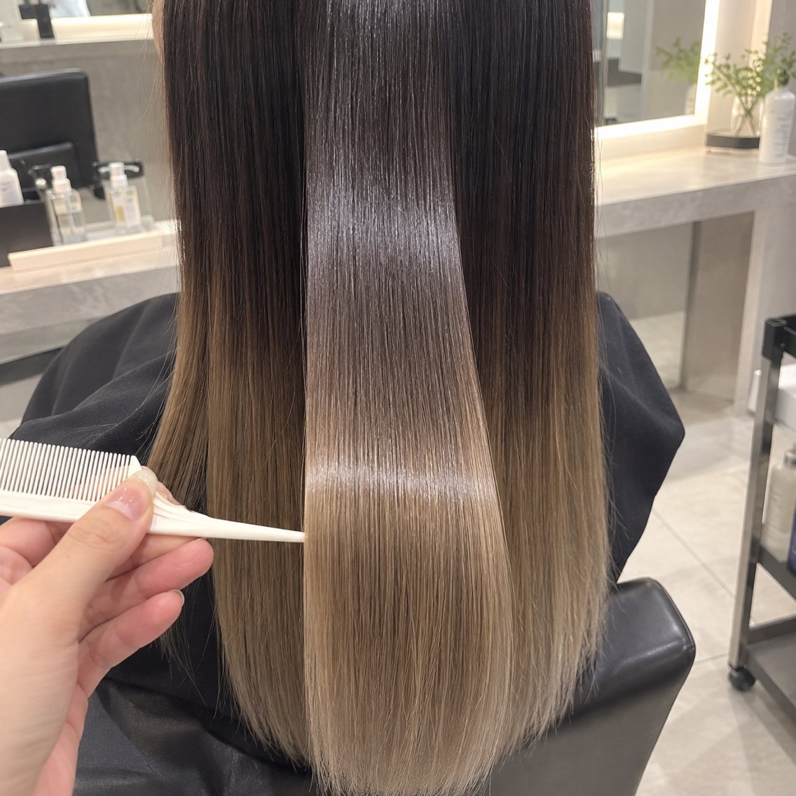 セミロング 縮毛矯正 トリートメント えみ💕ヘアアレ/ まつ毛/可愛いのマツエク・マツパデザイン
