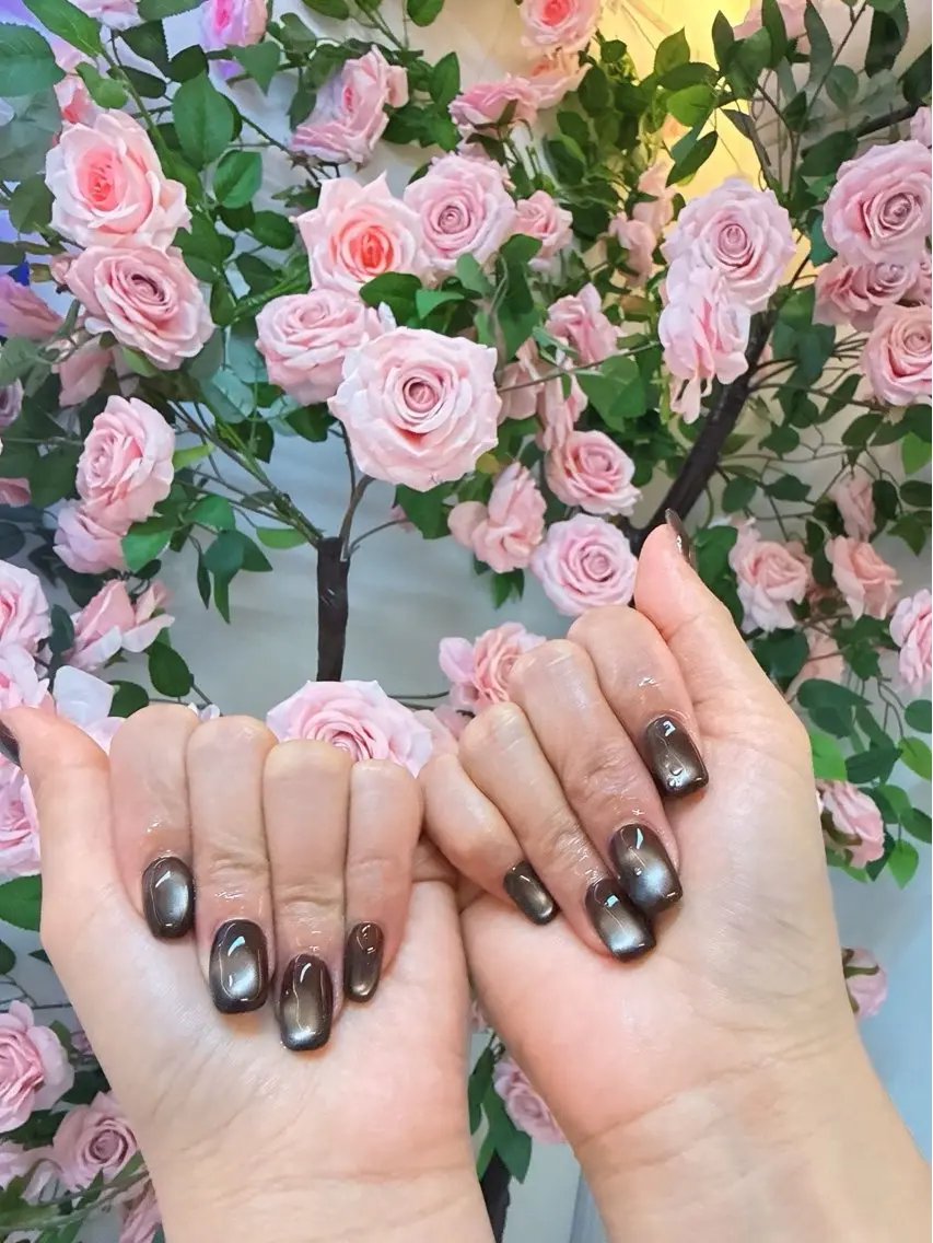 ネイル ブラウン マグネットネイル Beauty Pink Nailのネイルデザイン