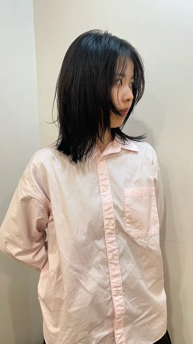 ミディアム 顔まわりレイヤー 顔周りカット 髪質改善 レイヤーカット 葵🫧髪質改善/ つや髪✨梅田のヘアスタイル